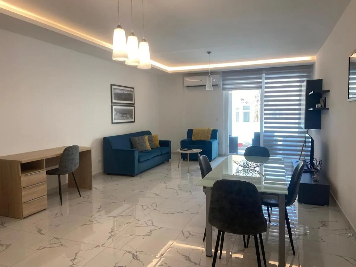 Sliema Centrally Located Apt 아파트